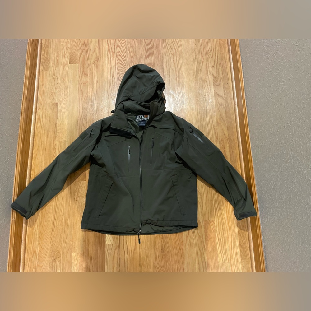 5.11 Tactical Men’s Sabre winter Jacket